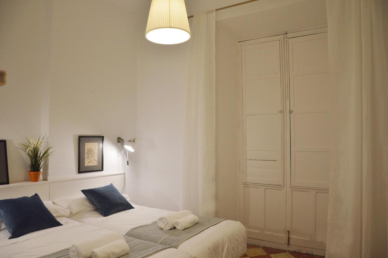Appartement Colon 32 *